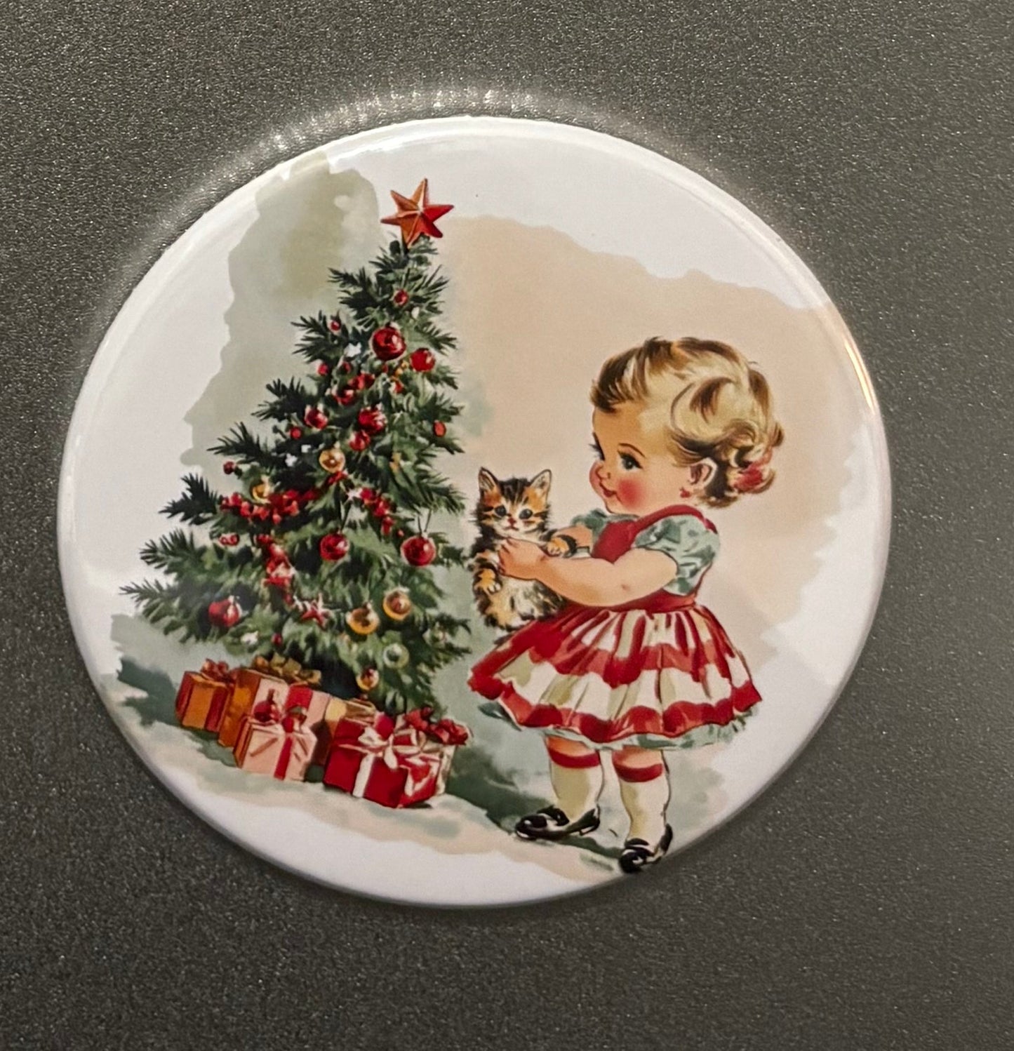4 magnet set. 3" Round. Christmas Magnets Small Business Saturday SALE!!! $10.00